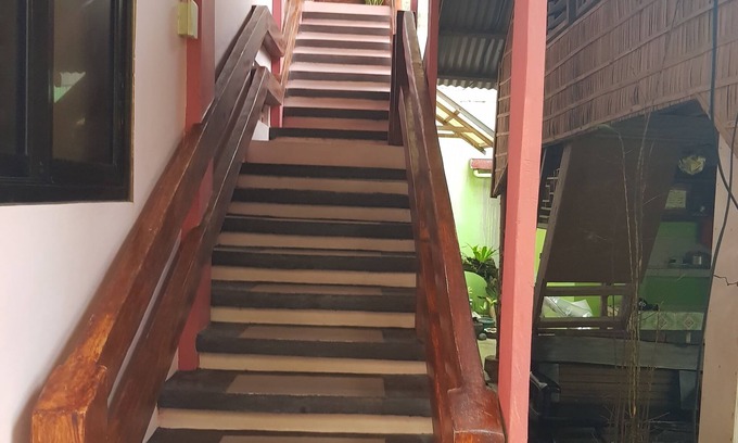 Baler Maison | Desiree's Lodge And Transient House, Baler Aurora