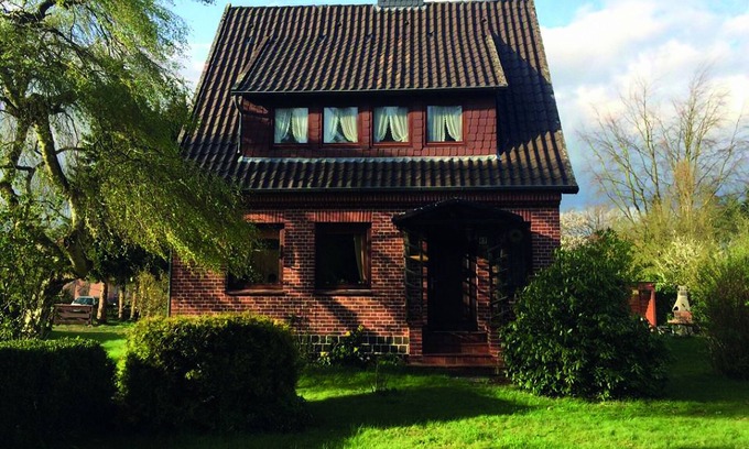 Bergen Maison | Detached, cozy holiday home with a big garden