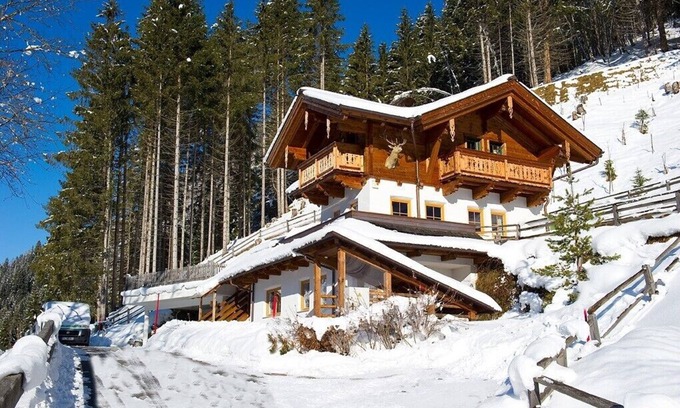 Grossarl Maison | Maison de vacances indépendante en bordure de forêt, légèrement surélevée au-dessus de la vallée avec sauna