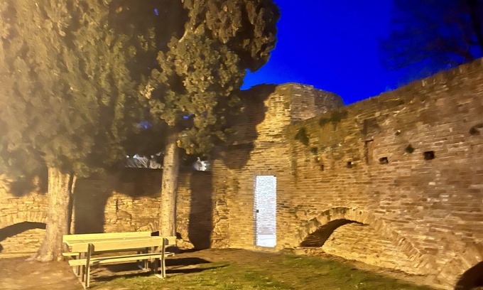 Castel Bolognese Copropriété | Detached house in front of large gardens