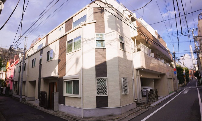 Ikebukuro Maison | Detached house for rent 3rd floor 102 ㎡ Western style room/4LDK 2 toilets +2 bathrooms Convenient transportation!