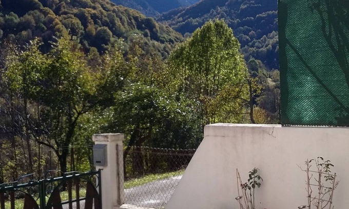 Saint-Lary Maison | Maison indépendante avec cour privative dans la vallée de la Bellongue