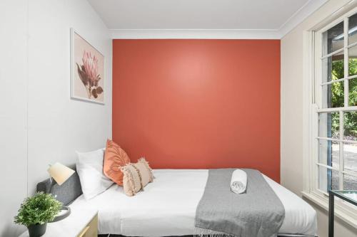 Pymble Maison | Detached Single Room - Central Spot in Pymble - Shared Bathroom