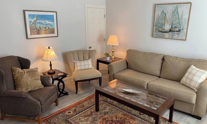 Wayne Appartement | Devon - Horse Show, History, Walk to Shops, Café's