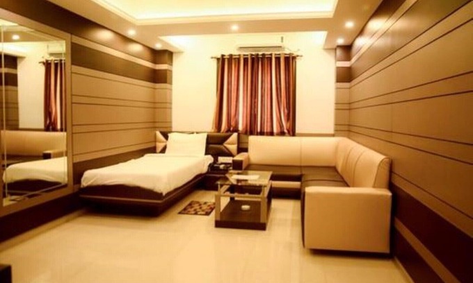 Dhanbad Maison | DHANBAD SUITE SALLE 1