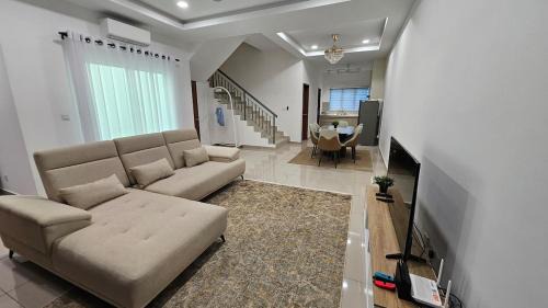 Bandar Sri Sendayan Maison | DHarmony Homestay Port Dickson