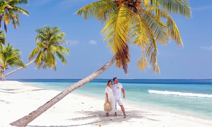 Maalhos Lit Et Petit-Déjeuner | Dhonfulhafi Beach View & Spa