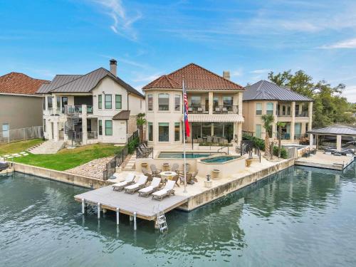 Horseshoe Bay West Maison | Diagonal Dreams Lake House and Concierge Services