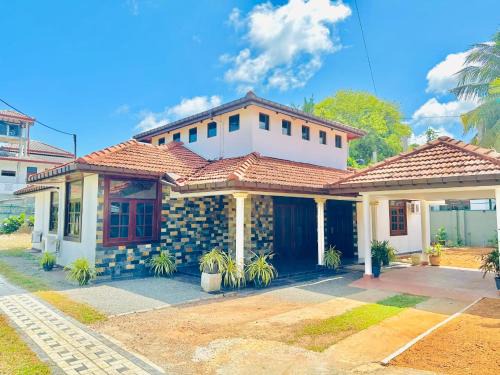 Ettukala Maison | Diamond Dreams Residencies