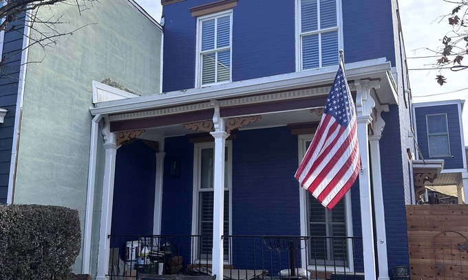 Shaw Appartement | "Diamond In DC" Cozy English Basement Unit in Central Historic DC Neighborhood!