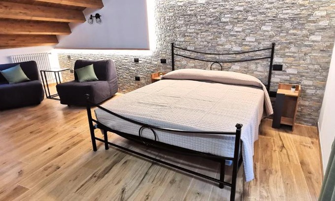 Casoli Maison | Dietro le mura