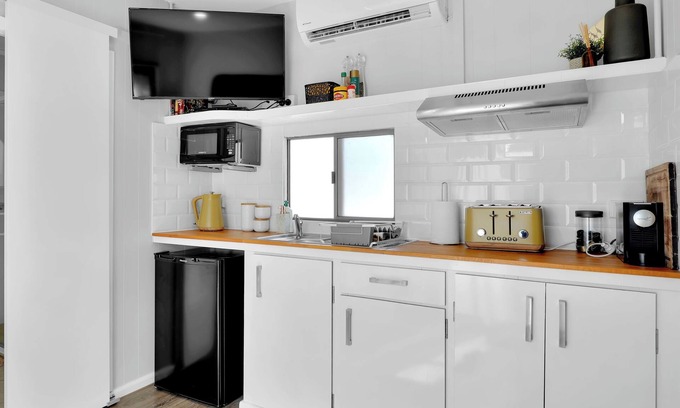 Diggers Rest Cabine | Diggers Rest self contained Tiny Home with WIFI