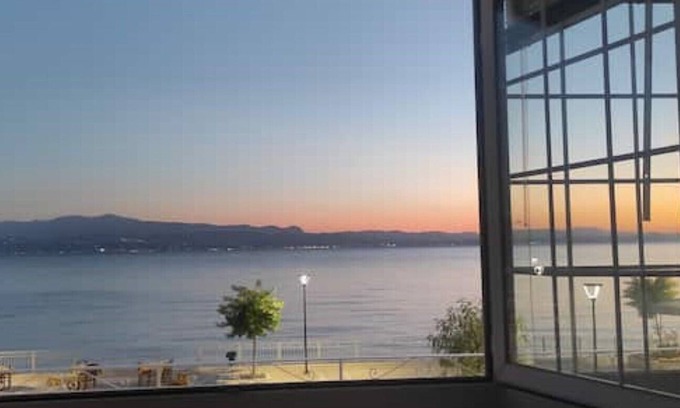 Amarinthos Appartement | Dimitra's: Window to Evoikos