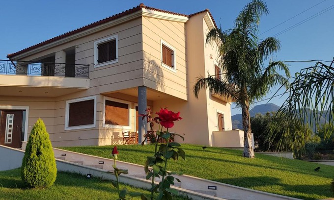 Aigialeia Maison | Dimitris Villa