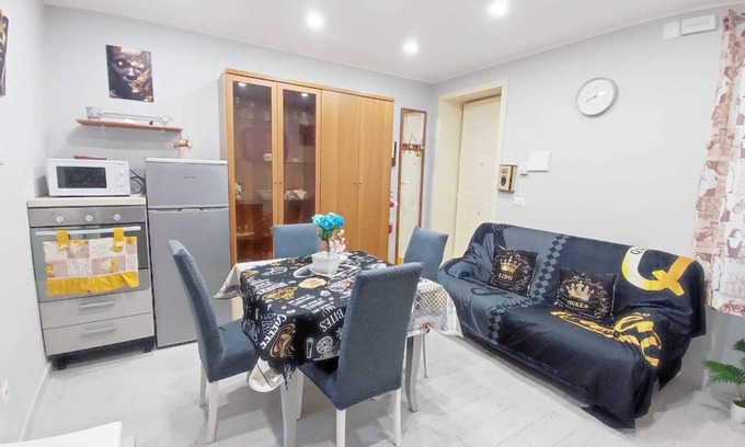Gazzi Appartement | Dimora dello Stretto | Low Cost to Taormina, Aeolian Islands, Milazzo & Savoca