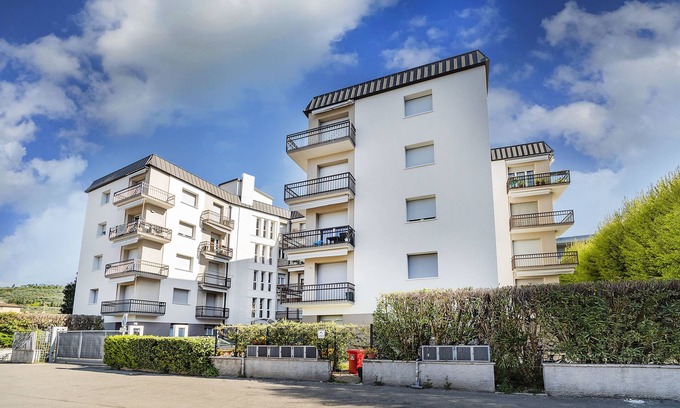 Bardolino Appartement | Dimora Canevon - three storey single-family house downtown