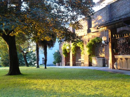 Ozzano Monferrato Lit Et Petit-Déjeuner | Dimora Storica La Corte Delle 4 Stagioni