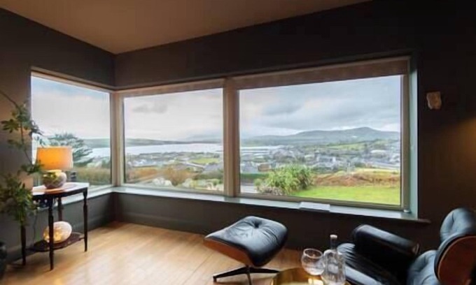 Dingle Maison | Dingle Panoroma - 5 Star Luxury