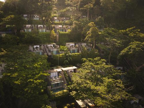 Nanai Road Hôtel | Dinso Resort & Villas Phuket, Vignette Collection by IHG