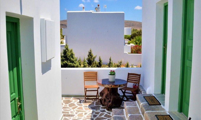 Pachena Maison | Moraitis Studios Dioni Lux Inn