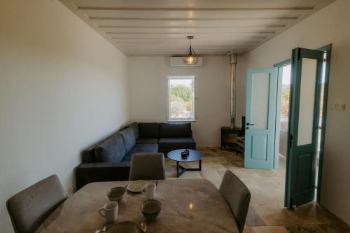 Vasa Koilaniou Appartement | Dipaton House in Vasa 2