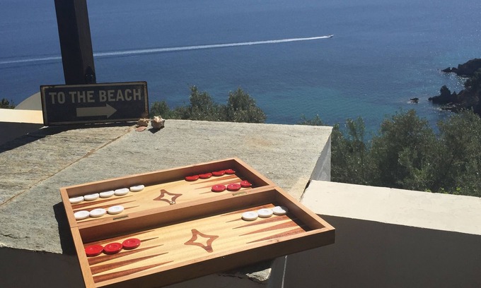 Kanapitsa Villa | accès direct à la plage et vue imprenable