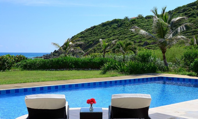 Upper Prince's Quarter Villa | Beachfront 6 BR Luxueuse Villa ORCHID Guana Bay Beach