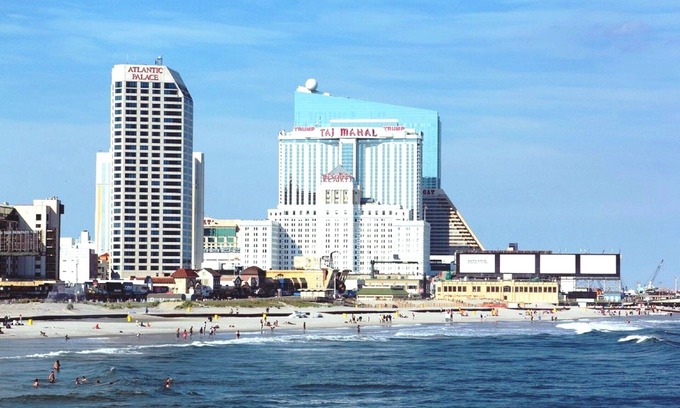 Atlantic City Copropriété | == 3-10 juillet 2020 == DIRECTEMENT sur la promenade face à l'océan == Dernier étage