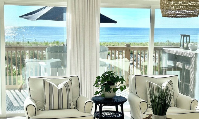 South Bethany Maison | DIRECT OCEANFRONT House, interior renovation 2022; VERY RARELY RENTEDor occupied