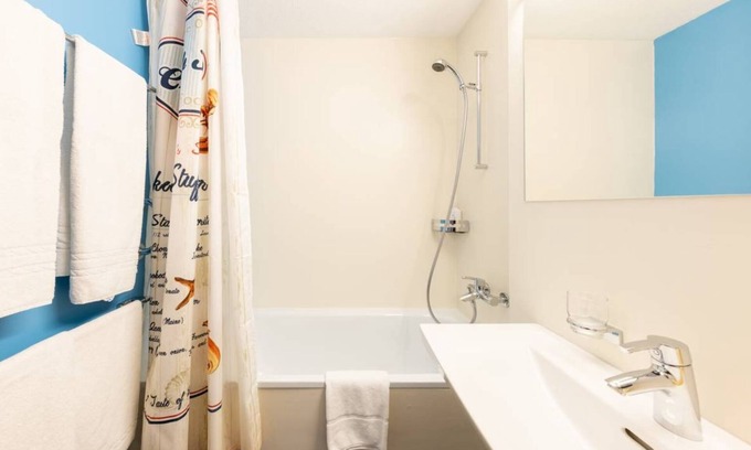 Ruetli Appartement | Directly at the Swiss Holiday Park - 3.5-room vacation apartment with 98 m²