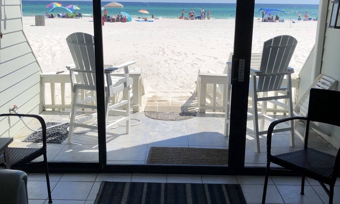 Sunnyside Maison | * Beachfront & Oceanfront Home * West End of PCBeach * Wi-Fi * Shopping-Galore à proximité