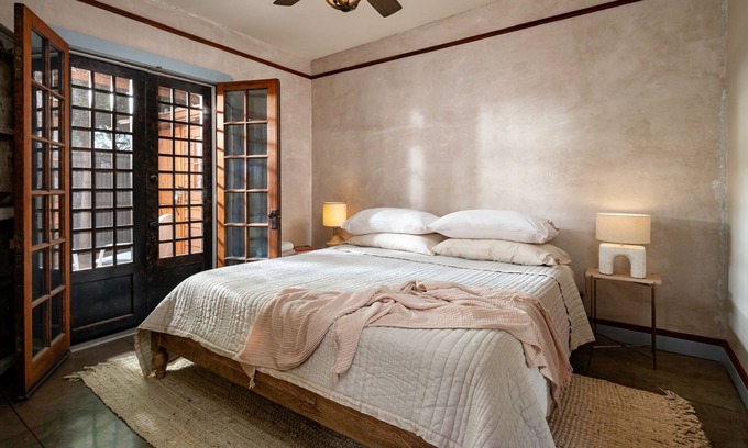 Barrio Historico Maison | DISCOUNT @ Ochoa Casita - Barrio Viejo designer