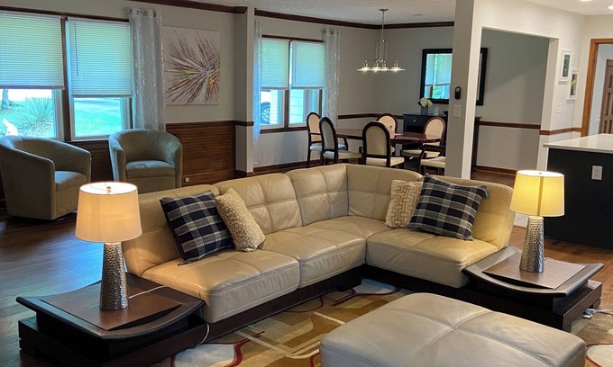 East Cobb Maison | Discover comfort and convenience in a newly renovated 3BR/2BA home in East Cobb