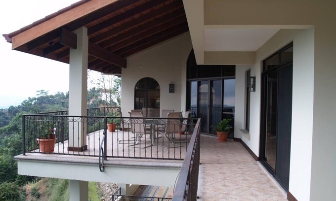 San Ramon Maison | Discover Costa Rica