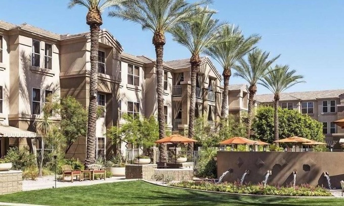 Gainey Village Villas Station Balnéaire | Discover Ideally Located Suites in Gainey Ranch AZ w/ Free Parking & Breakfast!