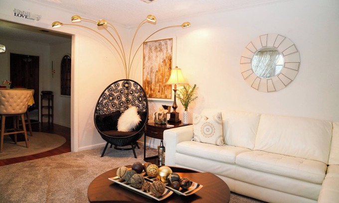 Milton Maison | Discover Your Cozy Comfort in Historic Downtown Milton, Florida & River Walk