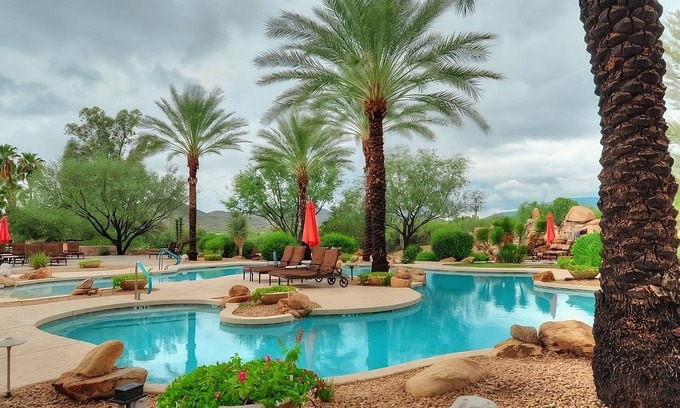 Cave Creek Hôtel | Discover Your Retreat! Full Kitchen, Swimming Pool, Free Parking!