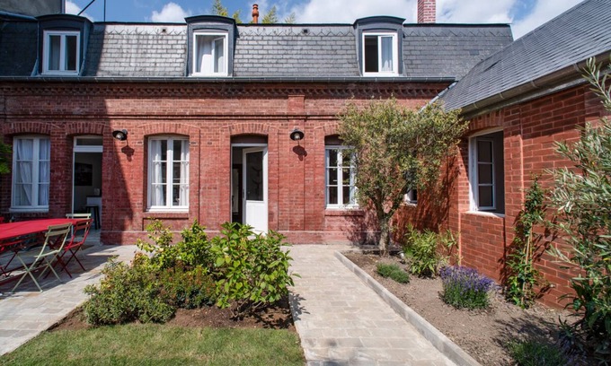 Honfleur Maison | Luxe discret, Maison d’Armateur de 3 chambres au cœur du Honfleur Historique