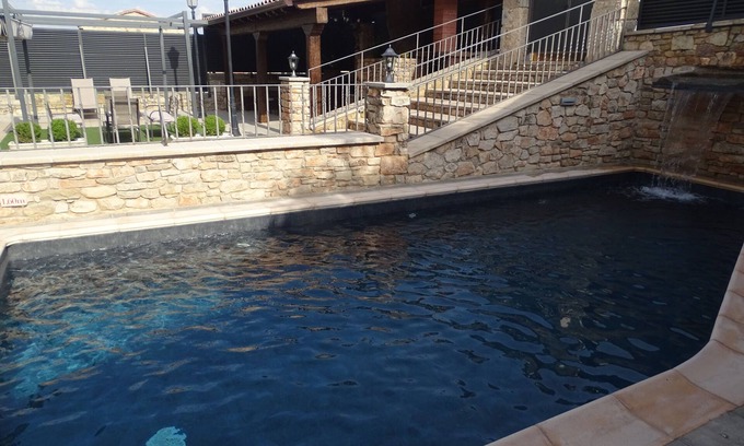 Atienza Maison | Disfruta de la Privacidad de una Casa Rural con Todas las Ventaja de un Hotel