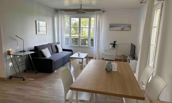 Bussy-Saint-Georges Appartement | Disneyland 10 minutes Paris 35 minutes