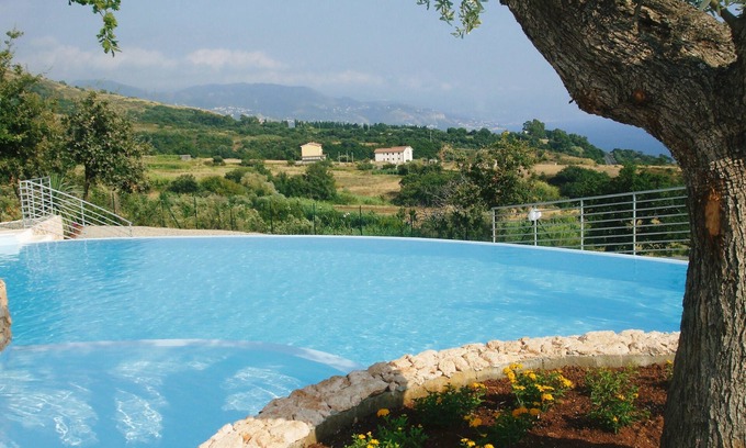 Bonifati Villa | Villa contemporaine distinctive avec vue imprenable sur la mer
