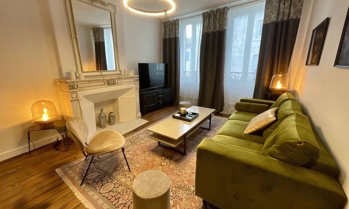 Verdun Maison | Maison de Ville de caractère avec terrasse, "L'Aparté ".