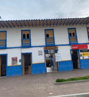 Salamina Hôtel | Divino niño
