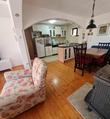 Kisela Voda Maison | DM Guest House