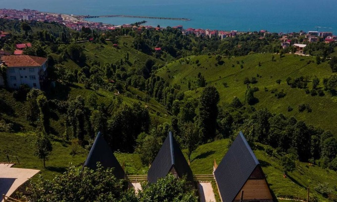 Ardesen Maison | Doğanın Kalbinde,deniz manzaralı bungalov.