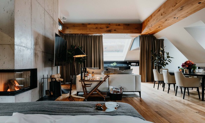 Kreuzviertel Hôtel | DO & CO Hotel München