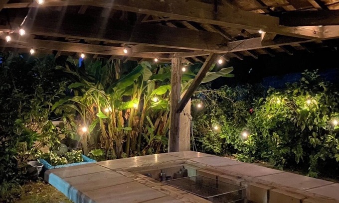 Mugiya Villa | Dog-friendly tropical villa - private space with barbecue and starry sky (3-minute walk to the beach)