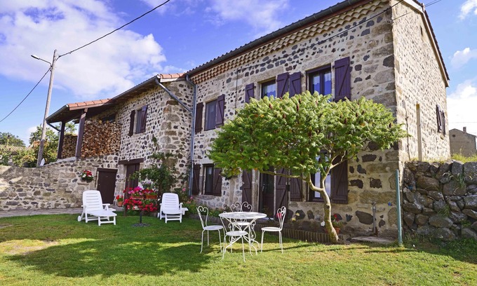 Saint-Etienne-du-Vigan Cottage | Vous rêvez de campagne et détente dans un gîte familial ?