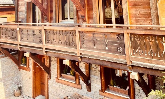 Abondance Chalet De Ski | Envie de grands espaces et de nature ? Ce magnifique chalet de plus de 200 m2 et de 5 chambres est f