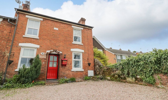 Bewdley Maison | DOBBIES DEN, pet friendly, with a garden in Bewdley